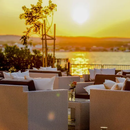 Sunset-4 By Interhome شقة